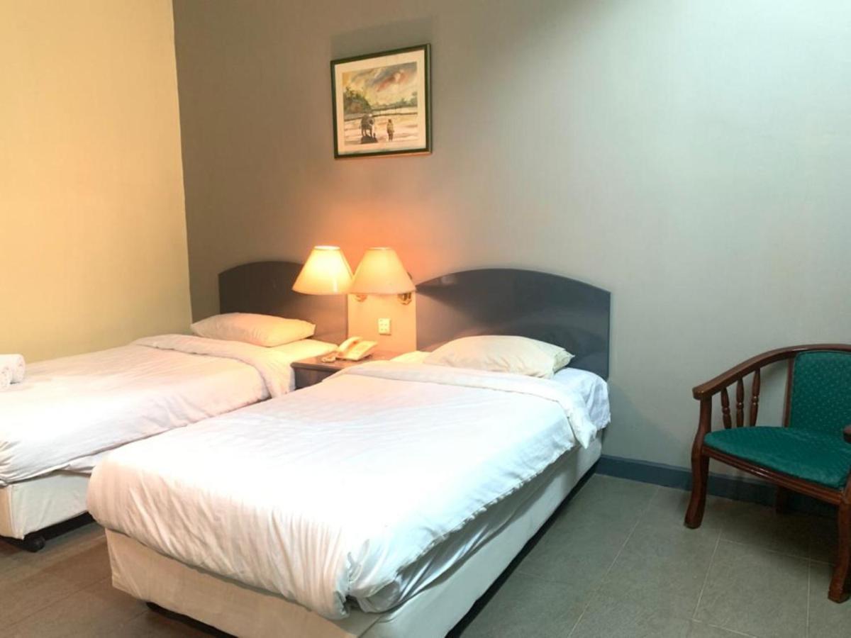 Super Oyo Capital O 90146 Alh Continental Resort Karak Extérieur photo