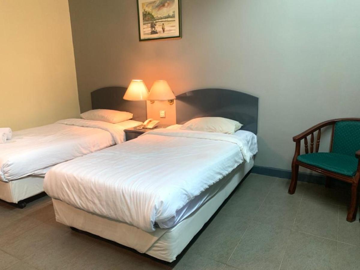 Super Oyo Capital O 90146 Alh Continental Resort Karak Extérieur photo